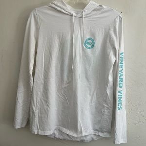 Vineyard Vines Drawstring hooded tee